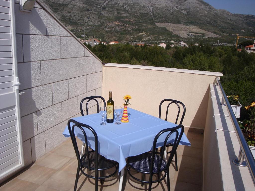 Apartments Dadic تْسافتات الغرفة الصورة